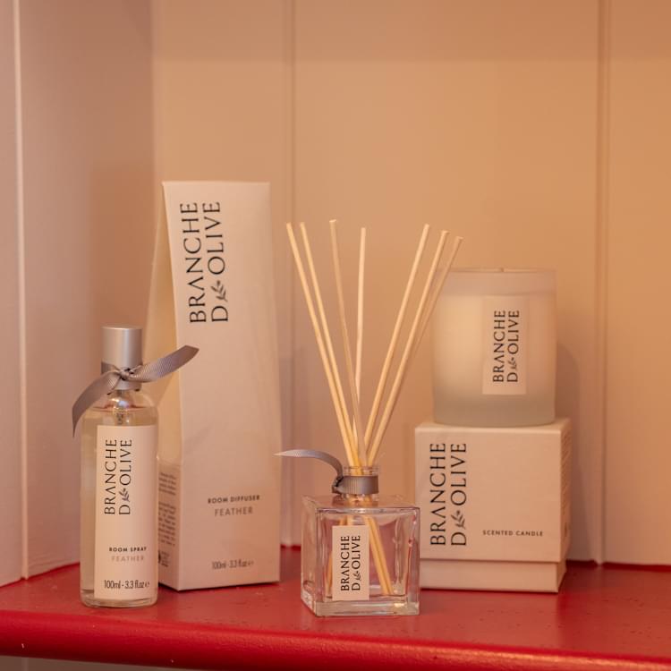 Branche d'Olive home fragrance Feather group including diffuser, room spray and boxed candle